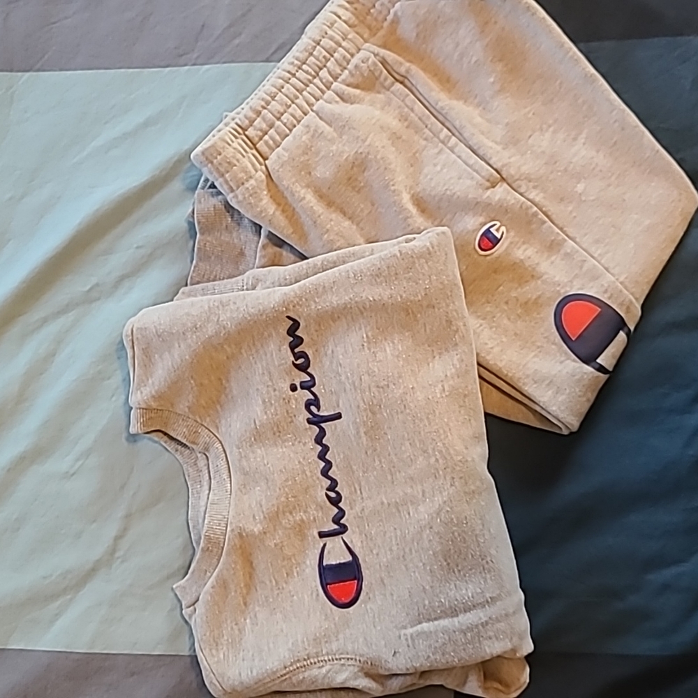 Champion sweat suit